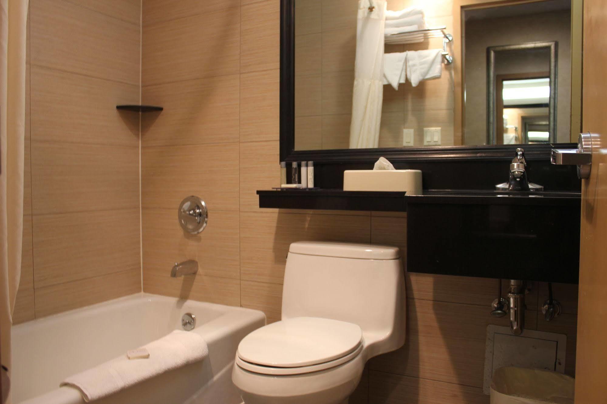 Bellerose Inn Luaran gambar