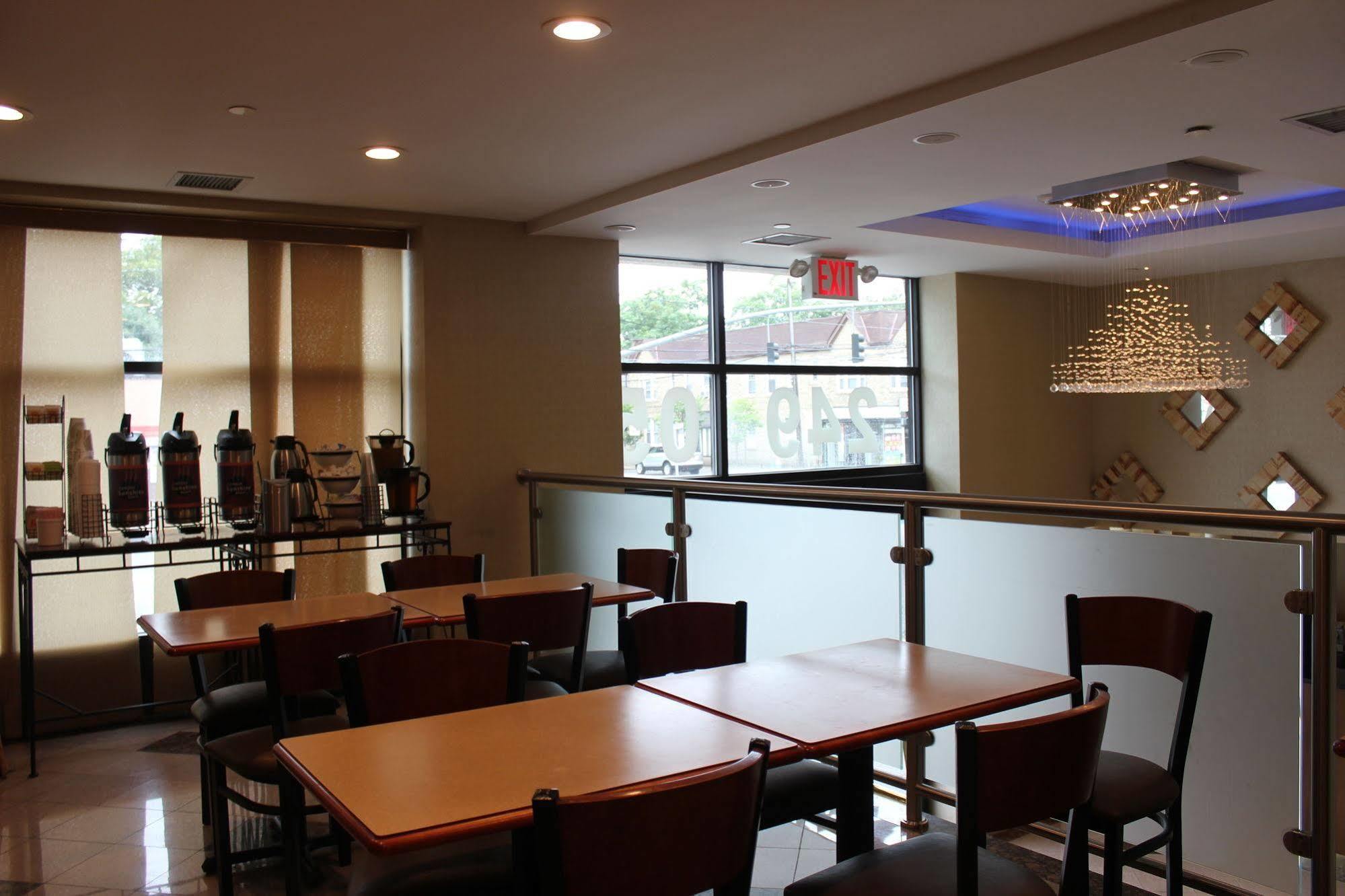 Bellerose Inn Luaran gambar