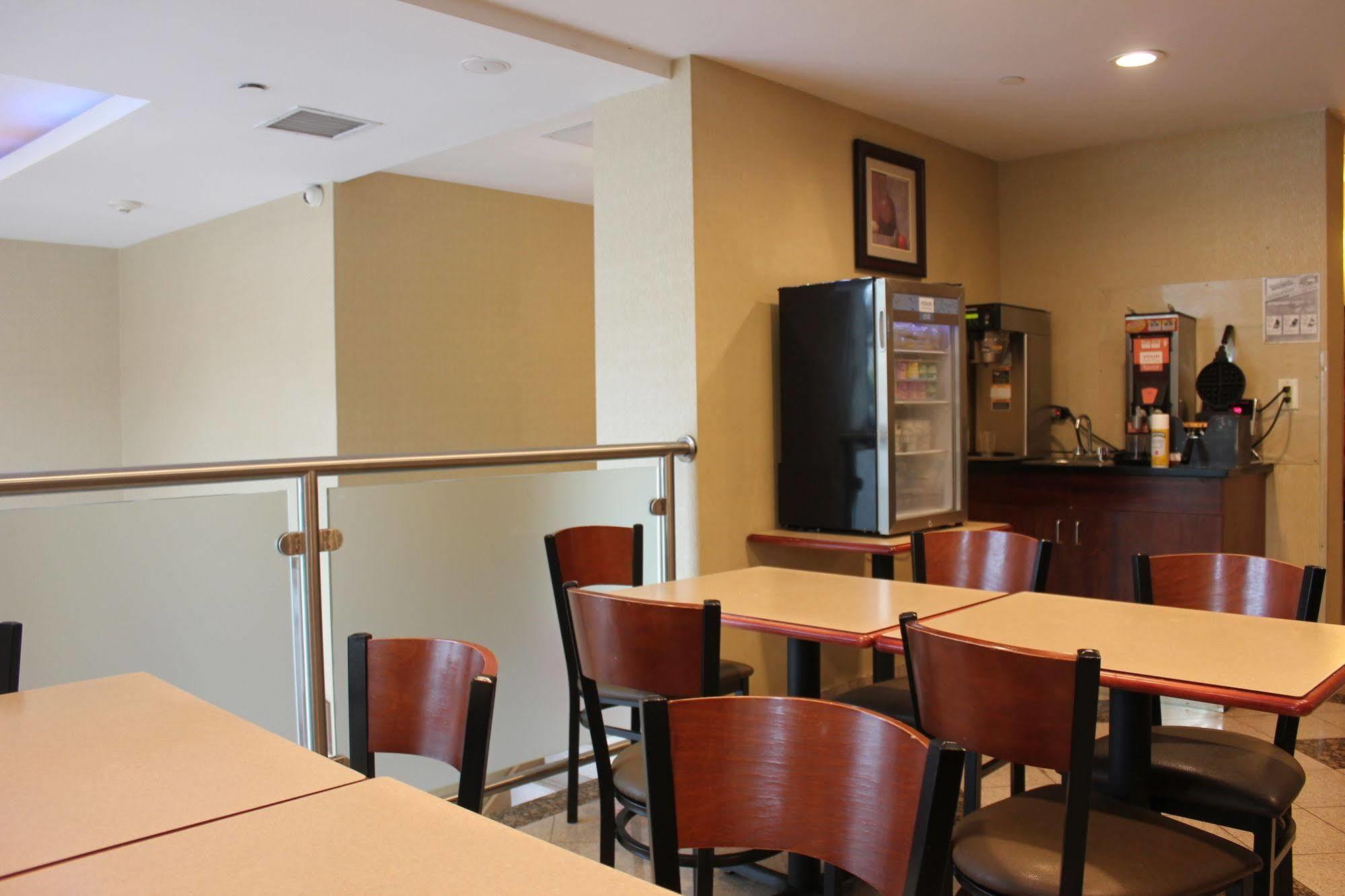 Bellerose Inn Luaran gambar